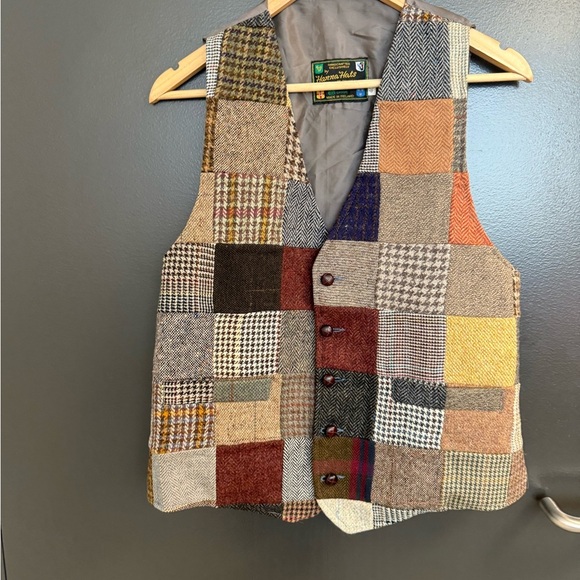 SOLD Men's (Unisex) EVC Hanna’s Hats of Denegal vintage  Patchwork Tweed Vest - Picture 4 of 12